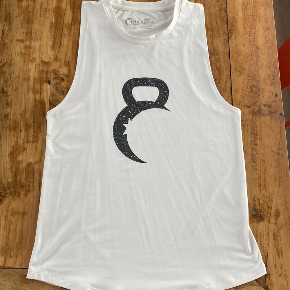 Zyia white tank